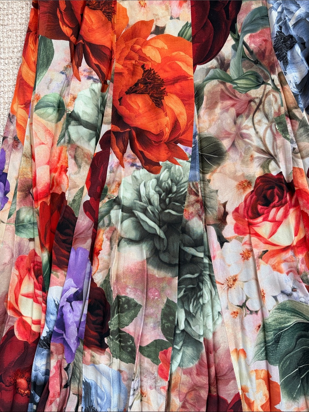 Alice + Olivia ‘Storm Floral’ Maxi Dress - NWT Size 6 - Picture 4 of 9